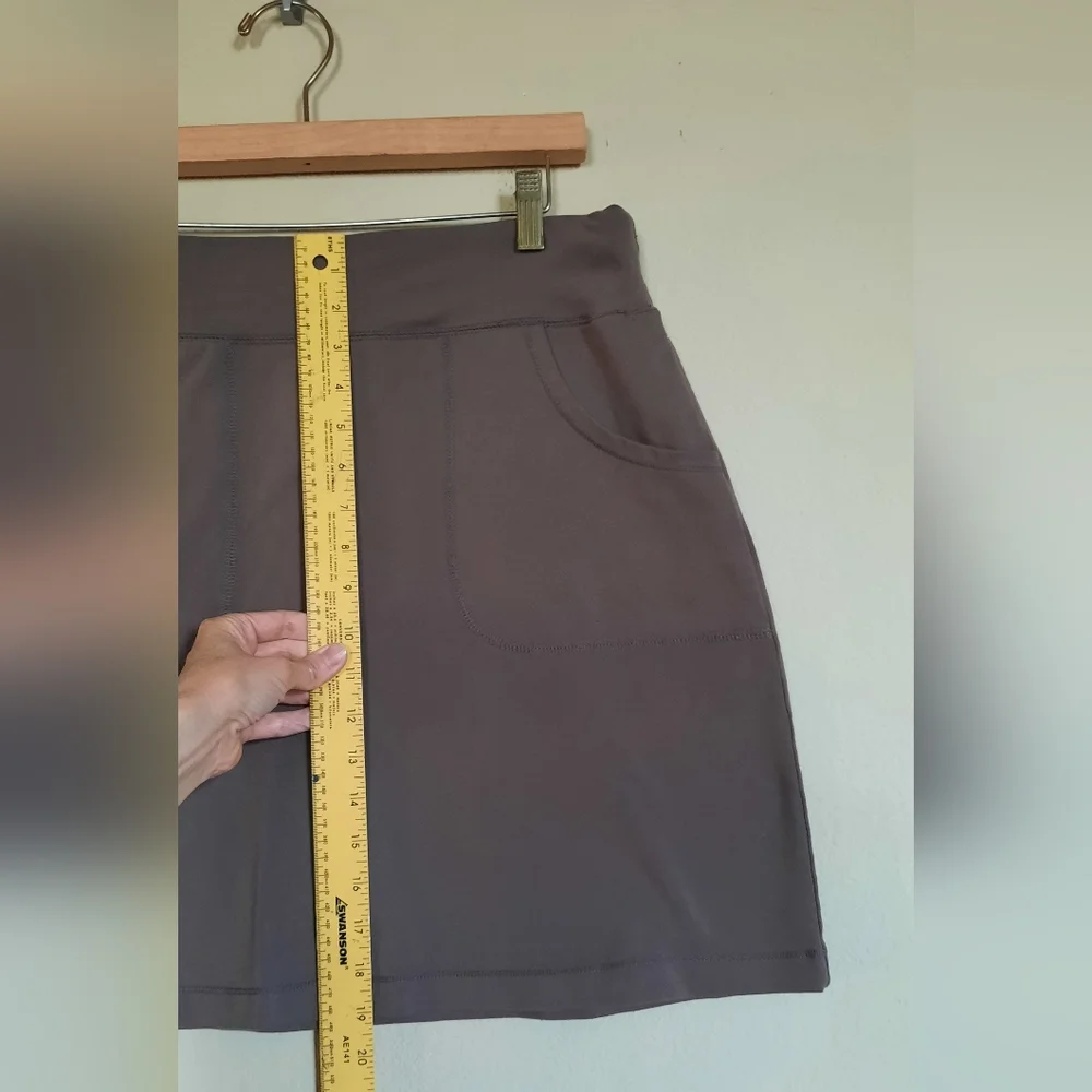 Columbia Brown Stretchy Athletic Skirt Workout Active Wear Casual